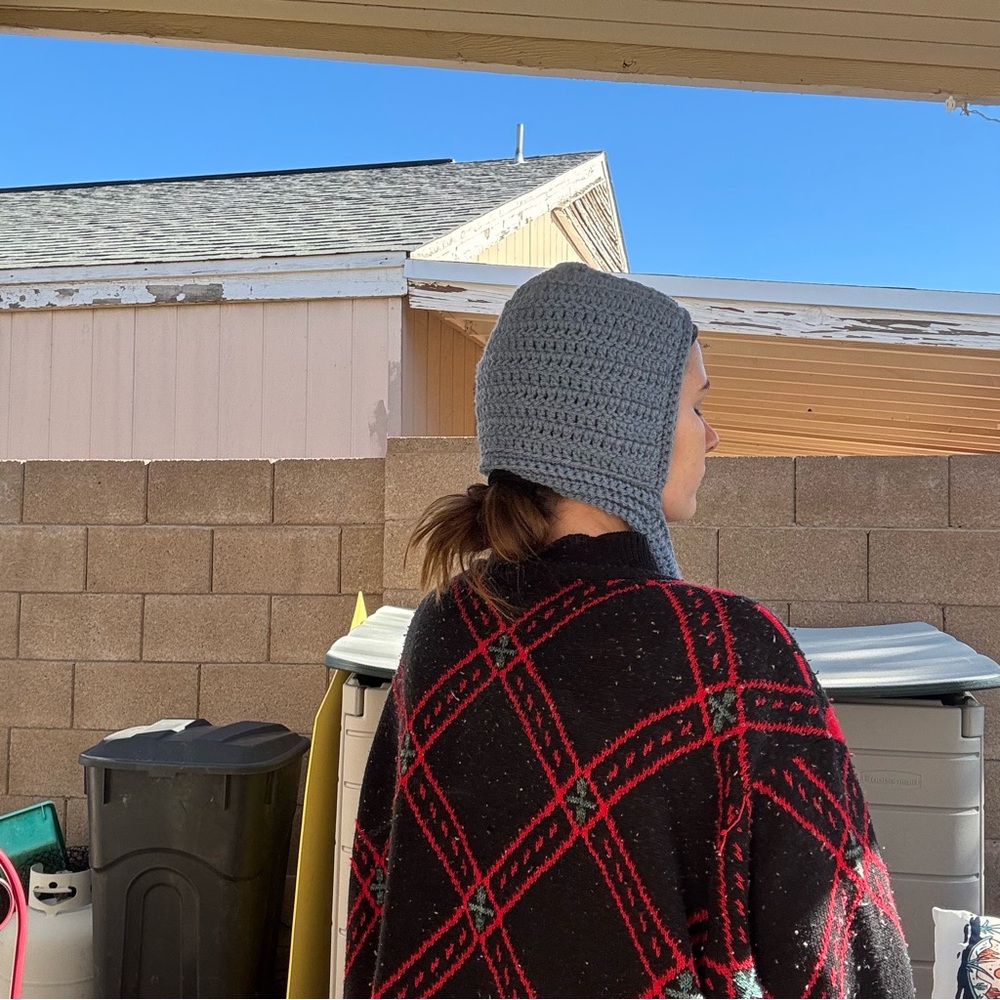 Blue crochet Bonnet - Picture 7 of 16